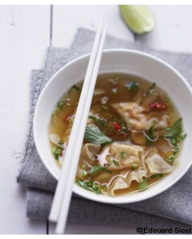 Wontons de crevettes dans un bouillon thaï pour 4 personnes Recettes