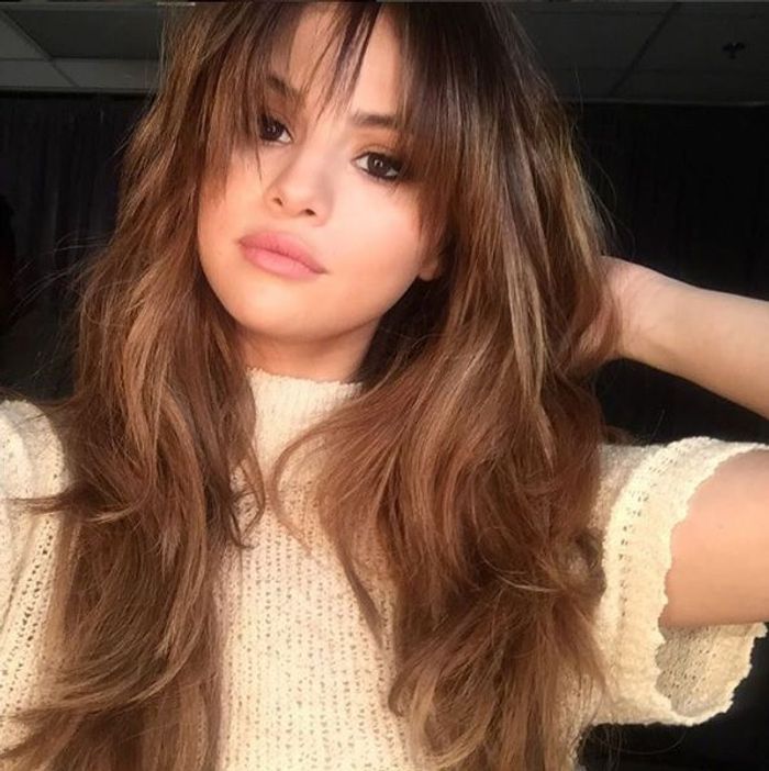 Epingle Par Helena Sur Cheveux Pinterest Selena Gomez Hair Hair Styles Et Hair