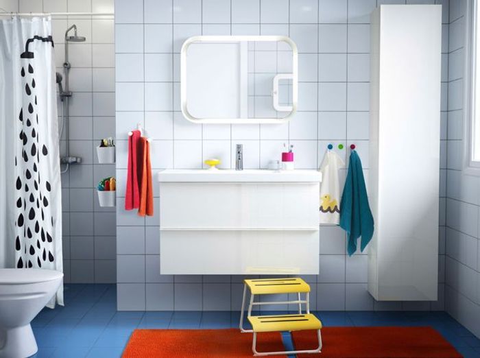 Adapter sa salle de bains aux enfants elle décoration Bains Orange décor de salle