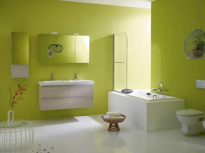 20 salles de bains colorées  Elle Décoration