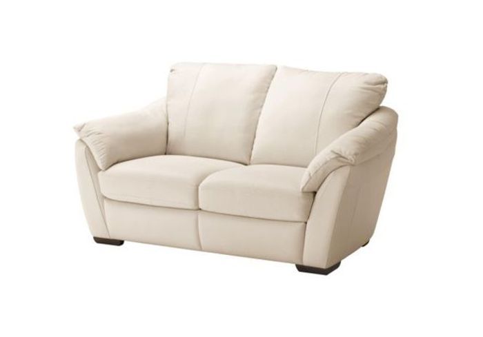 Shopping: 50 canapés stylés elle décoration Meuble de salon en cuir blanc os
