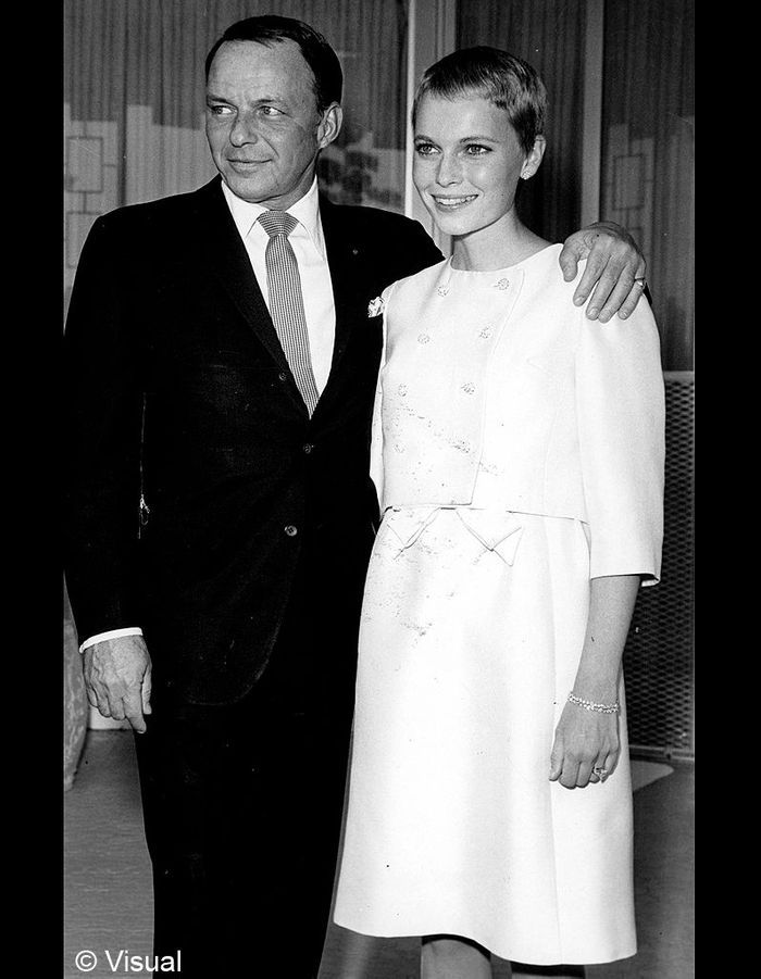 Le mariage de Frank Sinatra et Mia Farrow - Les meilleures photos de mariage de stars - Elle